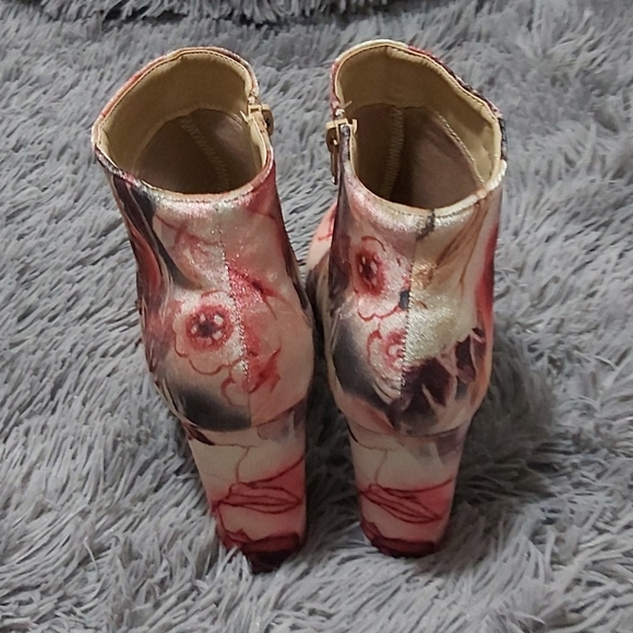 High heel ankle boots - Picture 3 of 4